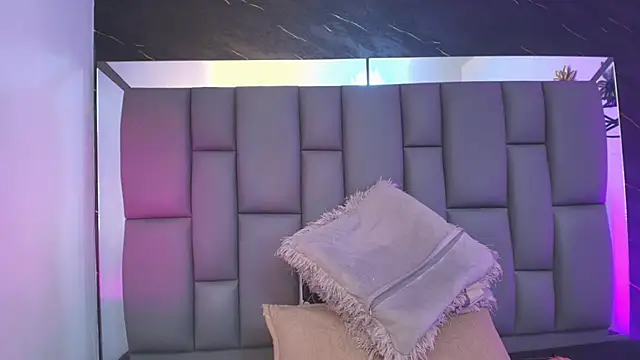  MiaBrown  online show from 02/13/26, 12:12