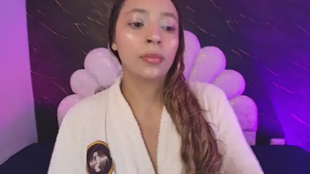  MiaBrown  online show from 05/06/26, 12:10