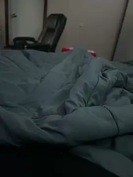 Snapshot of 1curvegod1 chatting on 04/04/26, 07:17 1curvegod1 online show from 04/04/26, 07:17