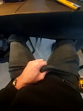 jk1981jk online show from 02/04/25, 08:35