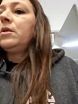 angelbaby1998 online show from 01/18/25, 04:48