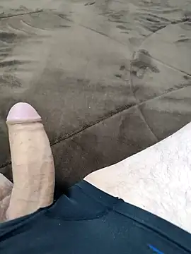 Snapshot of AndrePaus chatting on 11/05/25, 06:52 AndrePaus online show from 11/05/25, 06:52