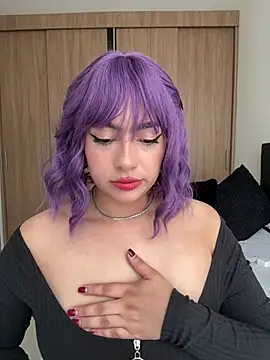 Nicollemays online show from 03/18/26, 05:16