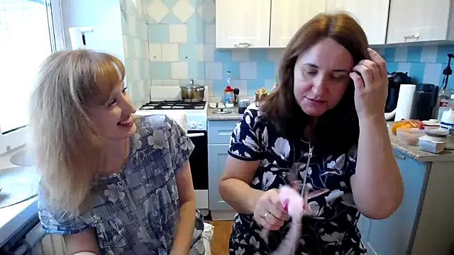 Snapshot of DonnaMagdalena chatting on 12/05/24, 08:00 DonnaMagdalena online show from 12/05/24, 08:00