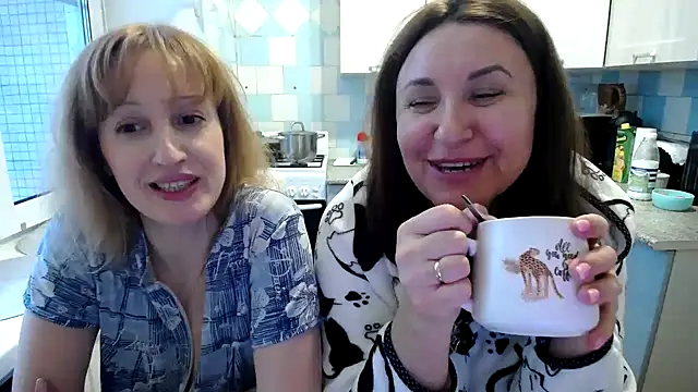 Snapshot of DonnaMagdalena chatting on 01/14/25, 07:27 DonnaMagdalena online show from 01/14/25, 07:27