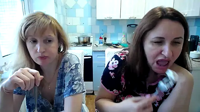 Snapshot of DonnaMagdalena chatting on 01/23/25, 11:04 DonnaMagdalena online show from 01/23/25, 11:04