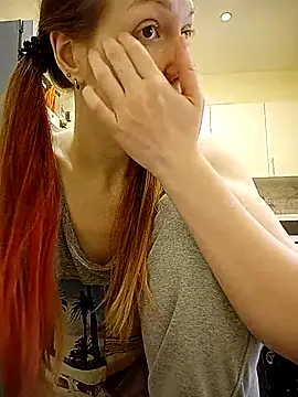 Snapshot of _Sweet_Love_ chatting on 12/22/25, 11:40 Sweet Love online show from 12/22/25, 11:40