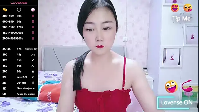 Elvira baby online show from 10/24/25, 02:41