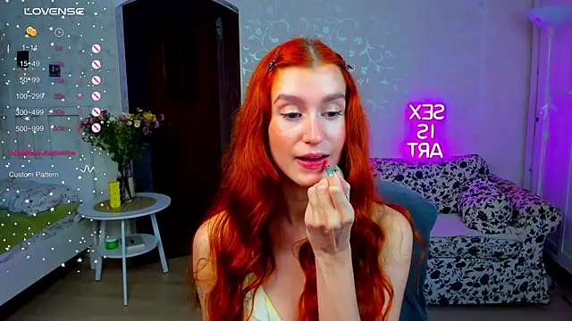 Snapshot of Sally_Biscuit chatting on 09/19/25, 10:27 Sally Biscuit online show from 09/19/25, 10:27