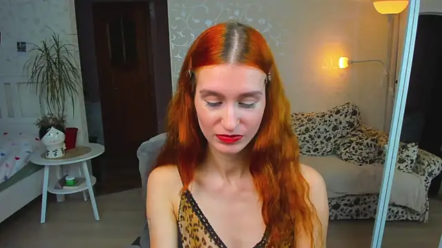 Snapshot of Sally_Biscuit chatting on 10/16/25, 10:27 Sally Biscuit online show from 10/16/25, 10:27