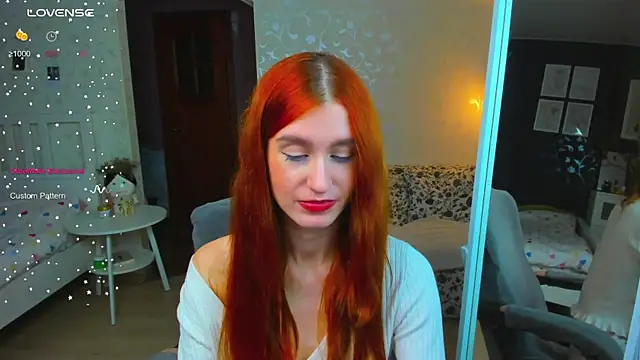 Snapshot of Sally_Biscuit chatting on 11/17/25, 12:33 Sally Biscuit online show from 11/17/25, 12:33