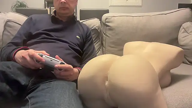 freddy0222222 online show from 03/16/26, 08:02