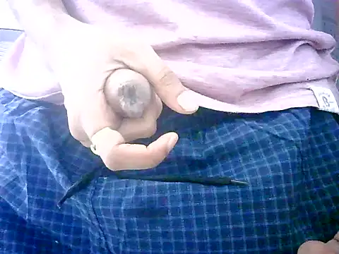 Snapshot of mrose8080 chatting on 11/04/25, 09:25 mrose8080 online show from 11/04/25, 09:25