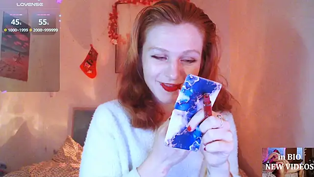 Cassie Wild online show from 12/17/25, 01:39