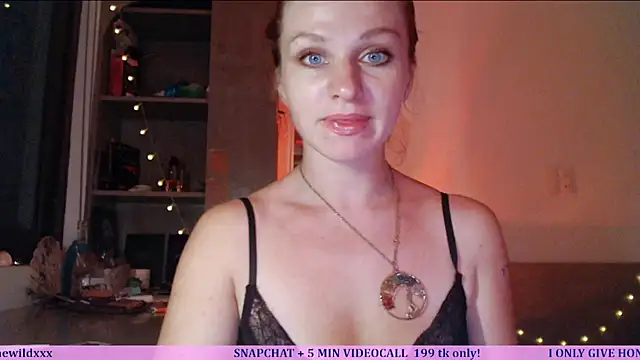 Snapshot of Cassie_Wild chatting on 07/17/26, 02:02 Cassie Wild online show from 07/17/26, 02:02