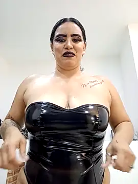 MariaGaitan online show from 12/15/25, 07:07