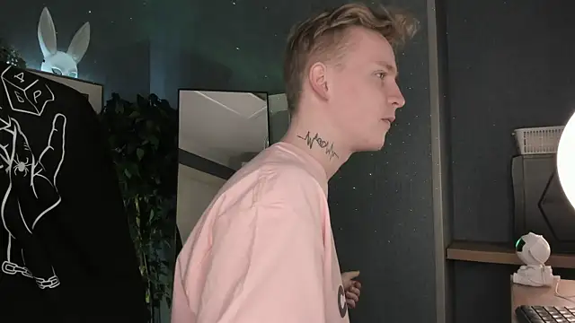 AlexxSweet online show from 04/12/26, 06:51