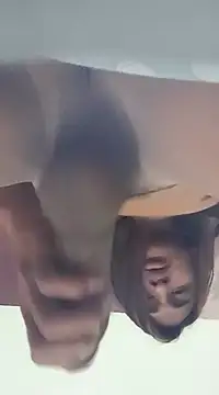 Snapshot of Amber_Rosee_ chatting on 12/20/24, 04:42 Amber Rosee online show from 12/20/24, 04:42