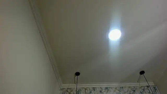 nalalye cruzz  online show from 05/06/26, 02:40
