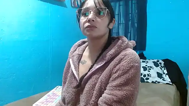 clarisse69 online show from 01/27/25, 10:27