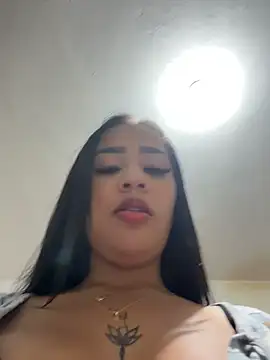 Snapshot of Luisa_Fernandaa chatting on 04/19/26, 03:39 Luisa Fernandaa online show from 04/19/26, 03:39
