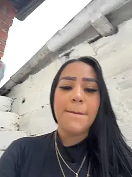 Snapshot of Luisa_Fernandaa chatting on 04/25/26, 08:50 Luisa Fernandaa online show from 04/25/26, 08:50
