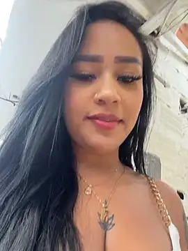 Snapshot of Luisa_Fernandaa chatting on 05/16/26, 10:19 Luisa Fernandaa online show from 05/16/26, 10:19