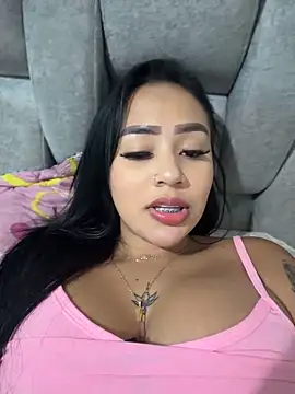 Snapshot of Luisa_Fernandaa chatting on 06/06/26, 03:33 Luisa Fernandaa online show from 06/06/26, 03:33