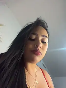 Snapshot of Luisa_Fernandaa chatting on 06/11/26, 03:04 Luisa Fernandaa online show from 06/11/26, 03:04