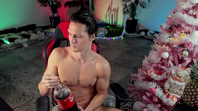 Snapshot of dirty-boss chatting on 12/30/24, 08:25 dirty-boss online show from 12/30/24, 08:25