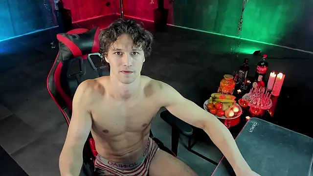 Snapshot of dirty-boss chatting on 01/20/25, 08:07 dirty-boss online show from 01/20/25, 08:07