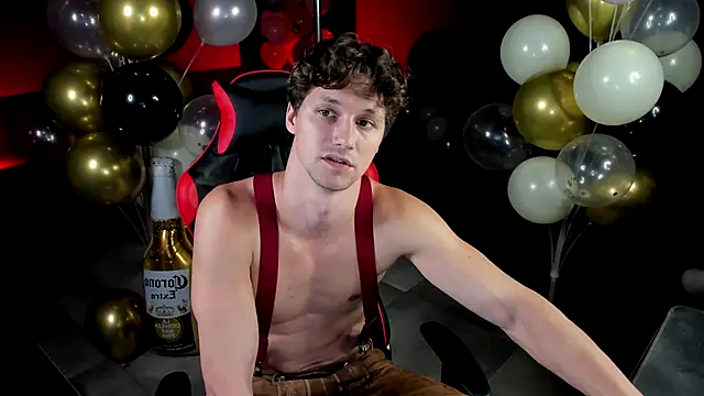 Snapshot of dirty-boss chatting on 10/05/25, 03:27 dirty-boss online show from 10/05/25, 03:27