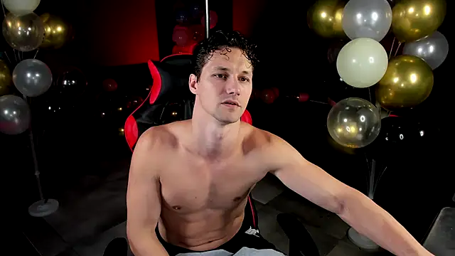 Snapshot of dirty-boss chatting on 10/10/25, 02:05 dirty-boss online show from 10/10/25, 02:05