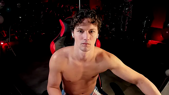 Snapshot of dirty-boss chatting on 12/03/25, 01:02 dirty-boss online show from 12/03/25, 01:02