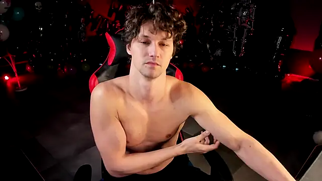 Snapshot of dirty-boss chatting on 12/05/25, 05:38 dirty-boss online show from 12/05/25, 05:38