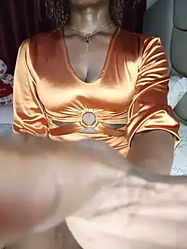 Snapshot of NicRaisaa chatting on 06/07/26, 06:55 NicRaisaa online show from 06/07/26, 06:55