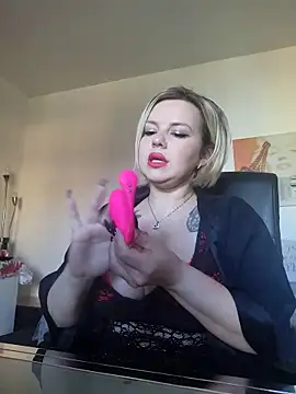 Ladykaos online show from 03/11/25, 10:40