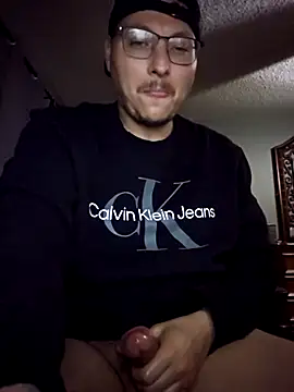 Snapshot of MrBiggBallz chatting on 01/01/25, 10:21 MrBiggBallz online show from 01/01/25, 10:21