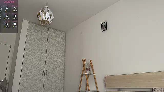 neon demon online show from 12/04/24, 09:13