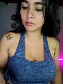 Snapshot of alison_villalobo chatting on 12/13/24, 01:48 alison villalobo online show from 12/13/24, 01:48