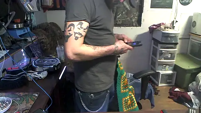 CloudDadddyyy420 online show from 11/13/25, 07:57