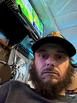 CloudDadddyyy420 online show from 11/24/25, 04:45