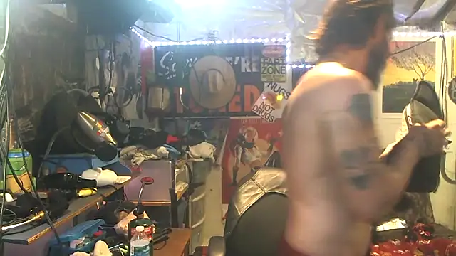 CloudDadddyyy420 online show from 12/16/25, 11:21