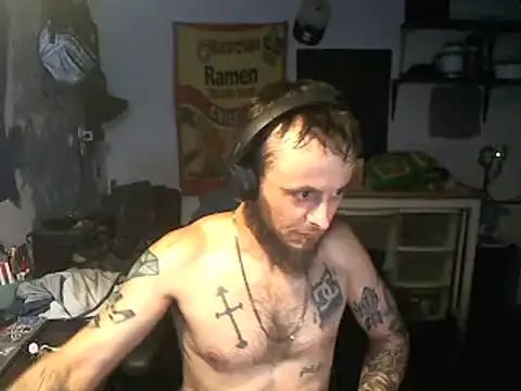 Snapshot of CloudDadddyyy420 chatting on 05/16/26, 07:34 CloudDadddyyy420 online show from 05/16/26, 07:34