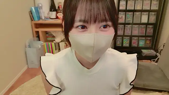 Snapshot of HIKARI_x0 chatting on 05/26/26, 02:24 HIKARI x0 online show from 05/26/26, 02:24