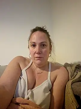 Snapshot of Wisie_Cutie chatting on 01/09/25, 10:20 Wisie Cutie online show from 01/09/25, 10:20