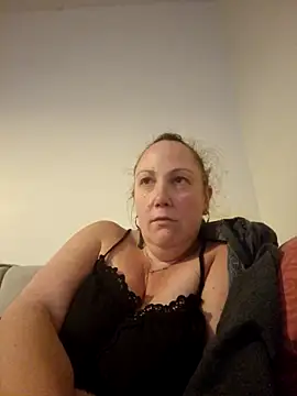 Snapshot of Wisie_Cutie chatting on 03/14/25, 10:38 Wisie Cutie online show from 03/14/25, 10:38