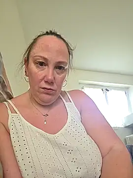 Wisie Cutie online show from 03/17/26, 10:18