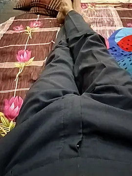 Snapshot of Play_boy11 chatting on 10/21/25, 01:50 Play boy11 online show from 10/21/25, 01:50