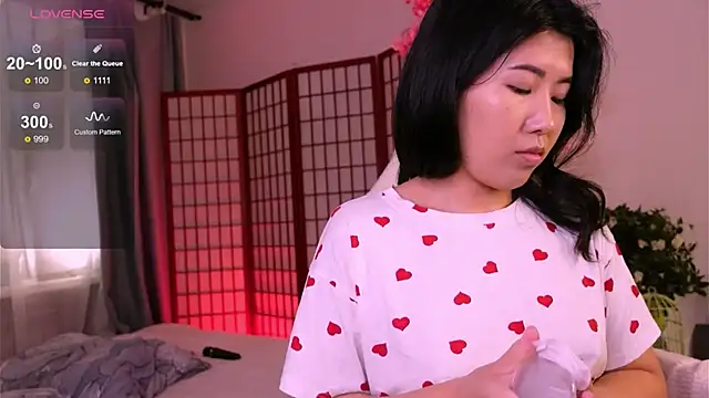 Snapshot of Wendy__Hills chatting on 09/13/25, 06:02 Wendy Hills online show from 09/13/25, 06:02